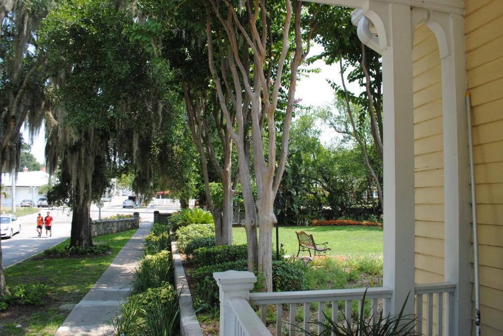 Lakeside Inn On Lake Dora Mount Dora Ngoại thất bức ảnh